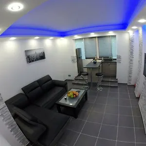 https://catalans.fr-provencehotel.com